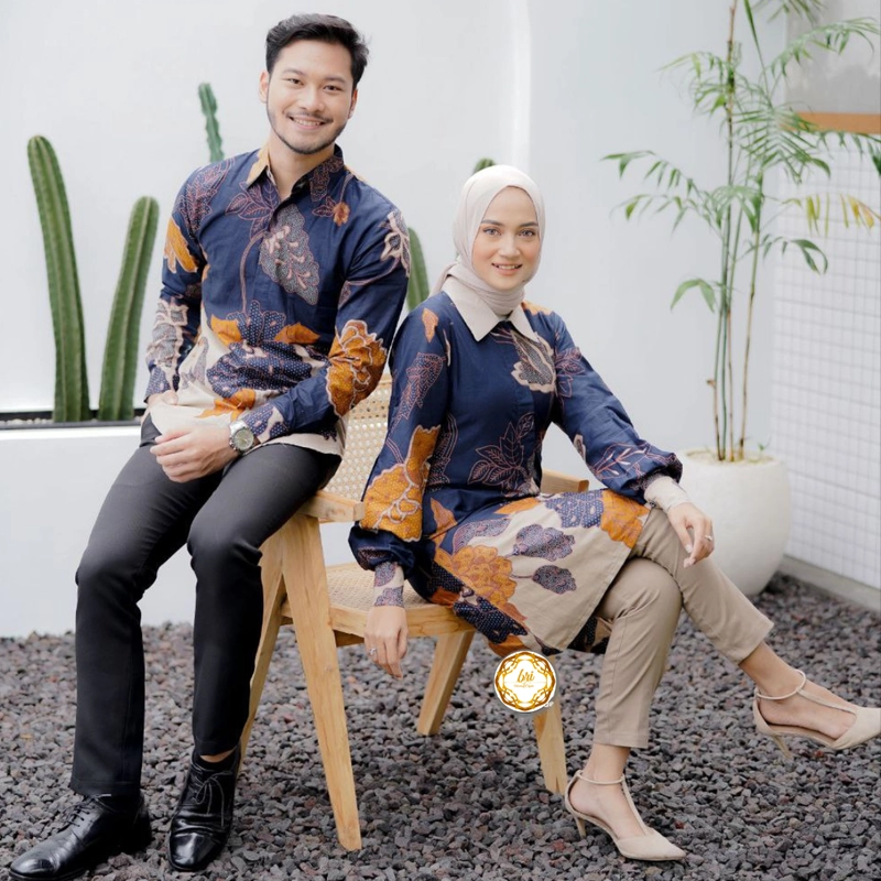Product image Rambe Batik Indonesia - Couple Tunik Mawar Exclusive Biru Kemeja Saja Size M Biru