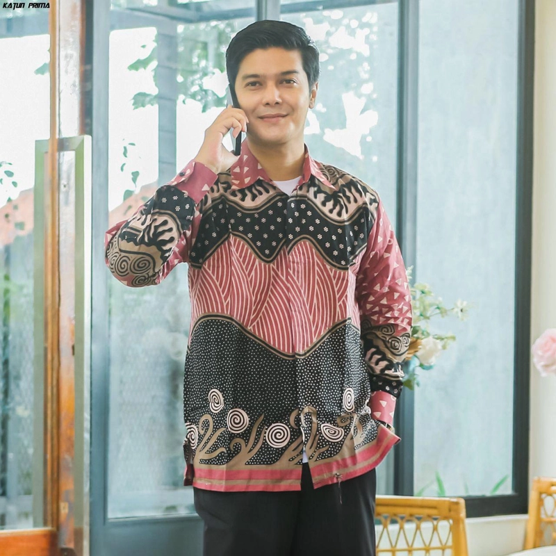 Product image Kois Batik - Baju Atasan Batik Wanita Dan Pria Modern Tunik Kemeja Motif saras pink M Kemeja saras pink