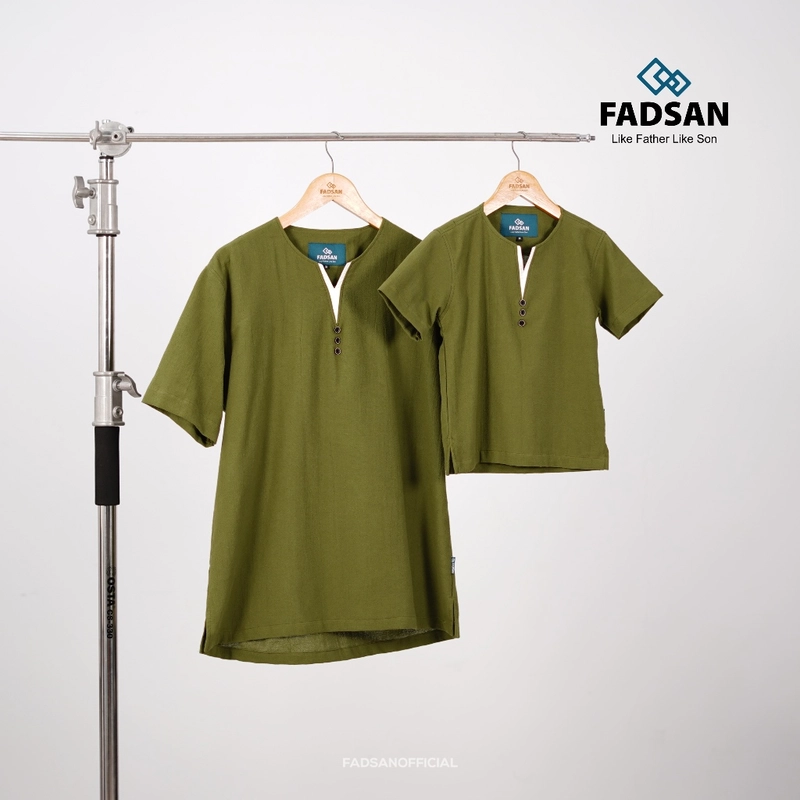 Product image FADSAN - Kemeja Polos V-Neck Couple Ayah dan Anak Laki-Laki Warna Army - Vee Series SIZE BAYI NO.1 VEE ARMY