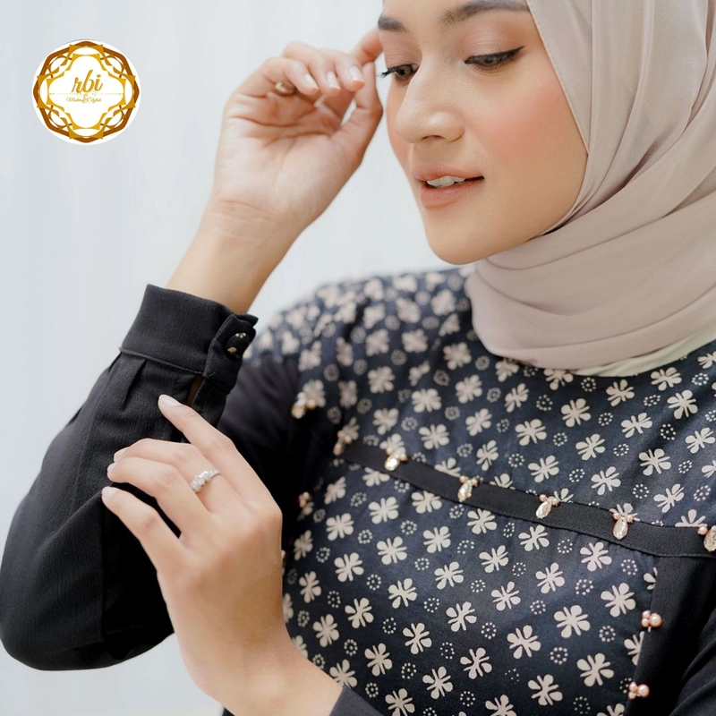 Product image Rambe Batik Indonesia - Batik Couple Gamis Lakshita Kualitas Halus dan Lembut Bisa Beli Pisah Kemeja Saja M A