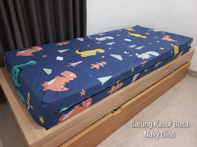 Product image MNAIMA - Sarung kasur / sprei resleting Navy Dino 90 x200 Navy Dino