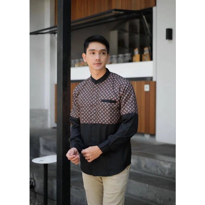 Product image Kois Batik - Baju muslim untuk dewasa bagus koko kombinasi batik lengan panjang terbaru bagus Xxl Hitam