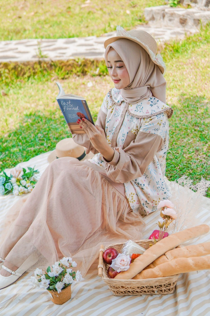 Product image byLayna Official - Baju Kemeja Wanita Vania Blouse Allsize Mocca