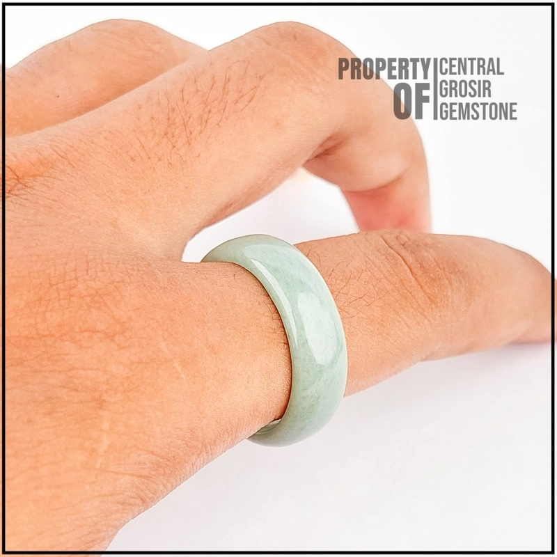 Product image CENTRAL GROSIR GEMSTONE - Cincin Giok Asli Pria Wanita Batu Natural Jadeite Jade Typa A 6 Green