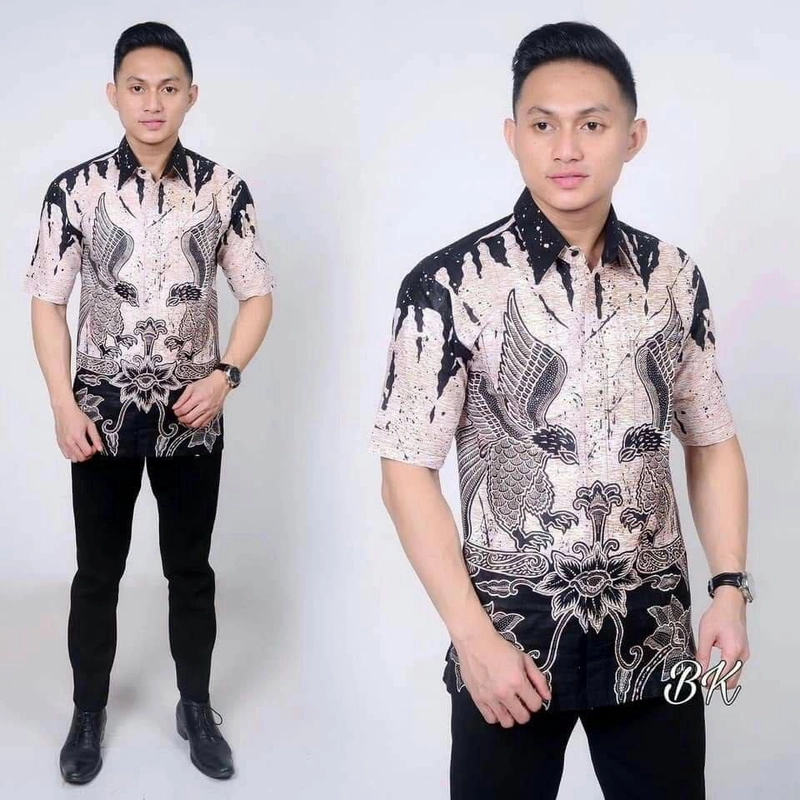 Product image Batik Alfin - Baju batik lengan pendek motif garuda keren banget M Putihkombinasi