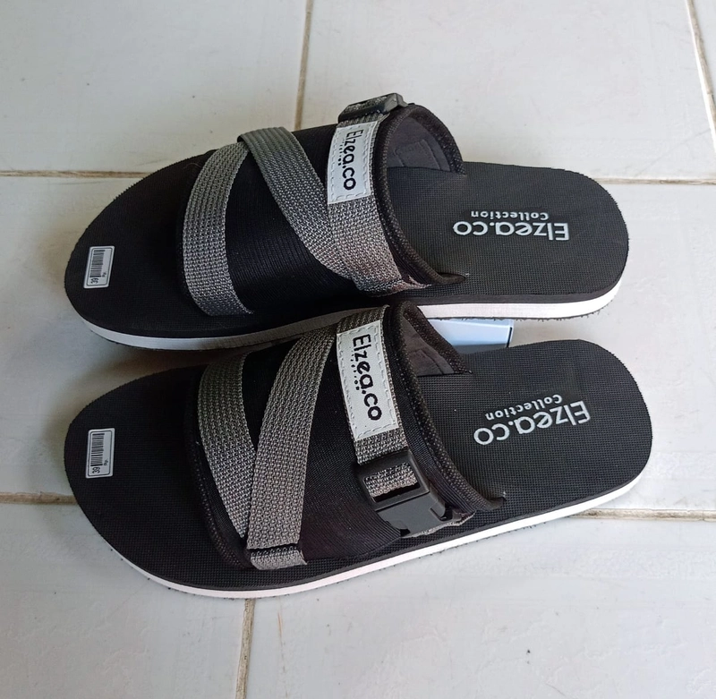 Product image Elzea.co - Sandal Pria 05 39 SILVER