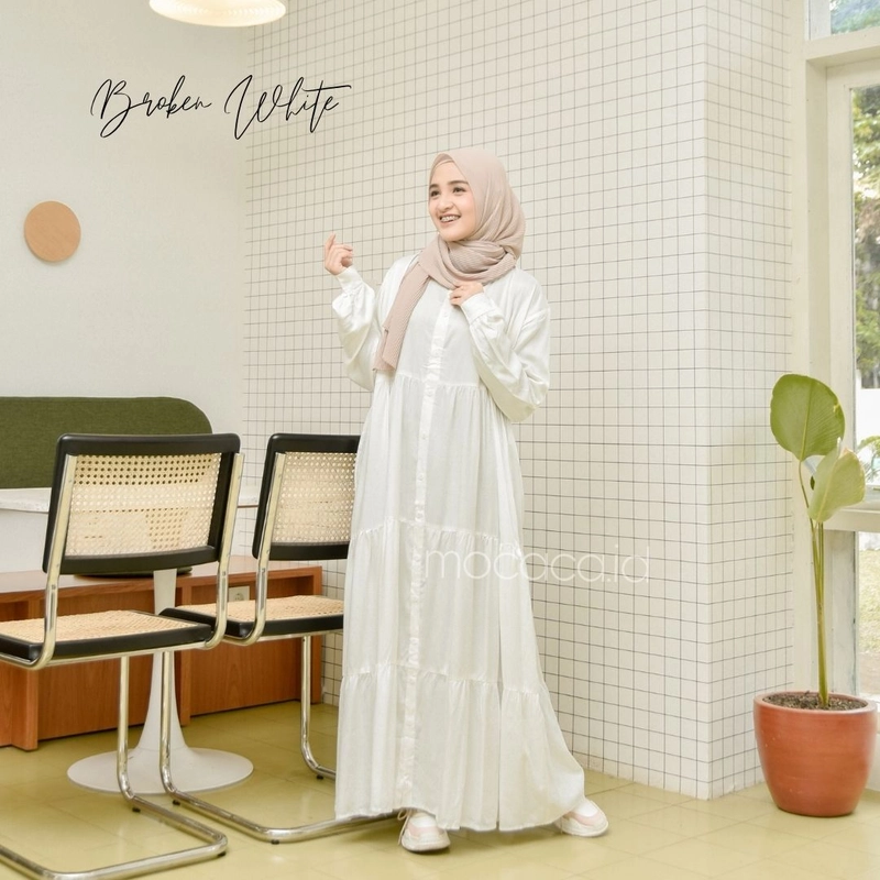 Product image Gamis Polos Premium Babydoll Lady Dress Rayon Twill Full Kancing Hidup Busui Broken White ALL SIZE BROKEN WHITE
