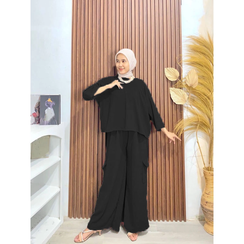 Product image MEQA DAILY - MEGA DAILY - Set Cargo Felicya Setelan Wanita Bahan Hyget Super XL Hitam