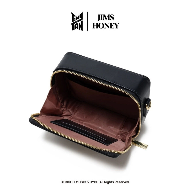 Product image JIMSHONEY SUKABUMI - TinyTAN LEAGUE SERIES MINI BAG - Tas Kecil Selempang Cewek - Tas Karakter member BTS LC 7121 MUSTARD