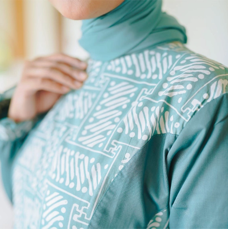 Product image COLLECTION SARJANA - COLLECTION SARJANA - GAMIS MOTIF BATIK - COUPLE GAMIS FATIN - ORIGINAL - BATIK KATUN PRIMA SANFORIS KEMEJA M FATIN