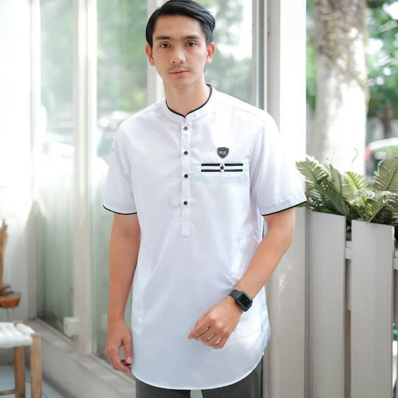 Product image Kois Batik - Baju Koko Dewasa Lengan pendek Lis Dua Simpel Banget M Putih