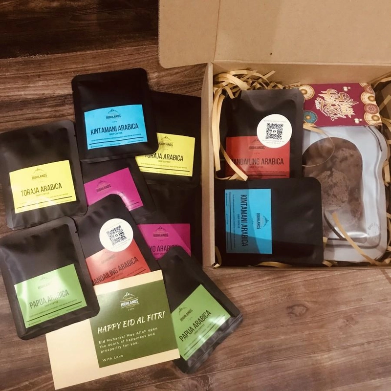 Product image Sumatra Highlands - HAMPERS SET -DRIP COFFEE AND COFFEE PACKS 12 PACKS COFFEE AND COOKIE 1000gr kopi