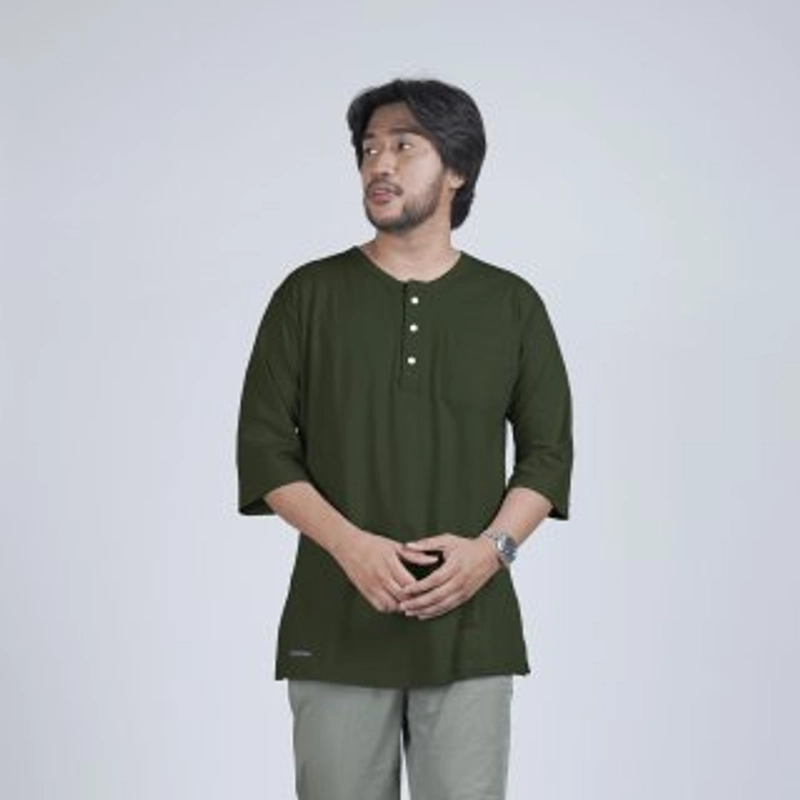 Product image QOMISHU - Kurta Kaos Pria SAC M ARMY