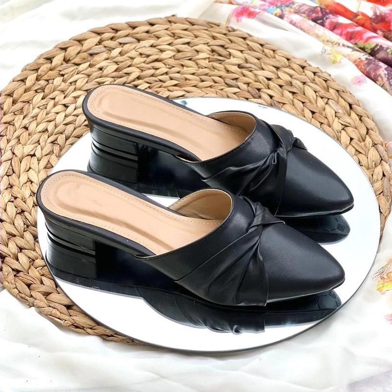 Product image Koekita - Sandal Selop Hels Wanita 3 cm Renata-01 36 Hitam
