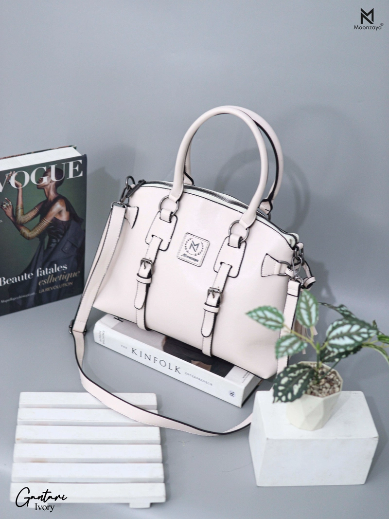 Product image Moonzaya - GANTARI BAG BY MOONZAYA TAS TENTENG WANITA TAS BAHU KEKINIAN GANTARI IVORY