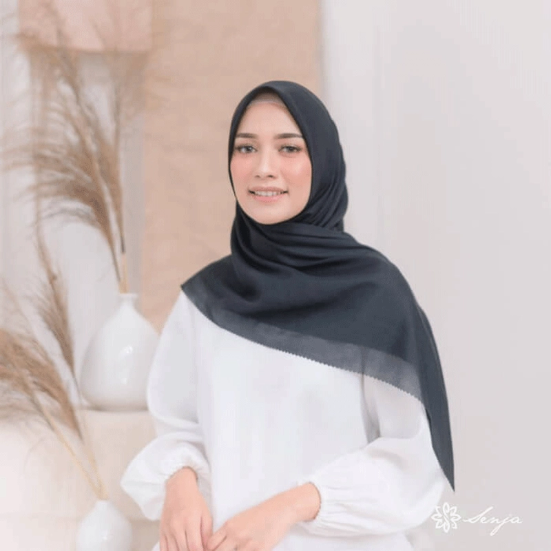 Product image Jembar - Kerudung Segi Empat Jilbab Poly Katun Premium Polos Jumbo Adem Dewasa Black