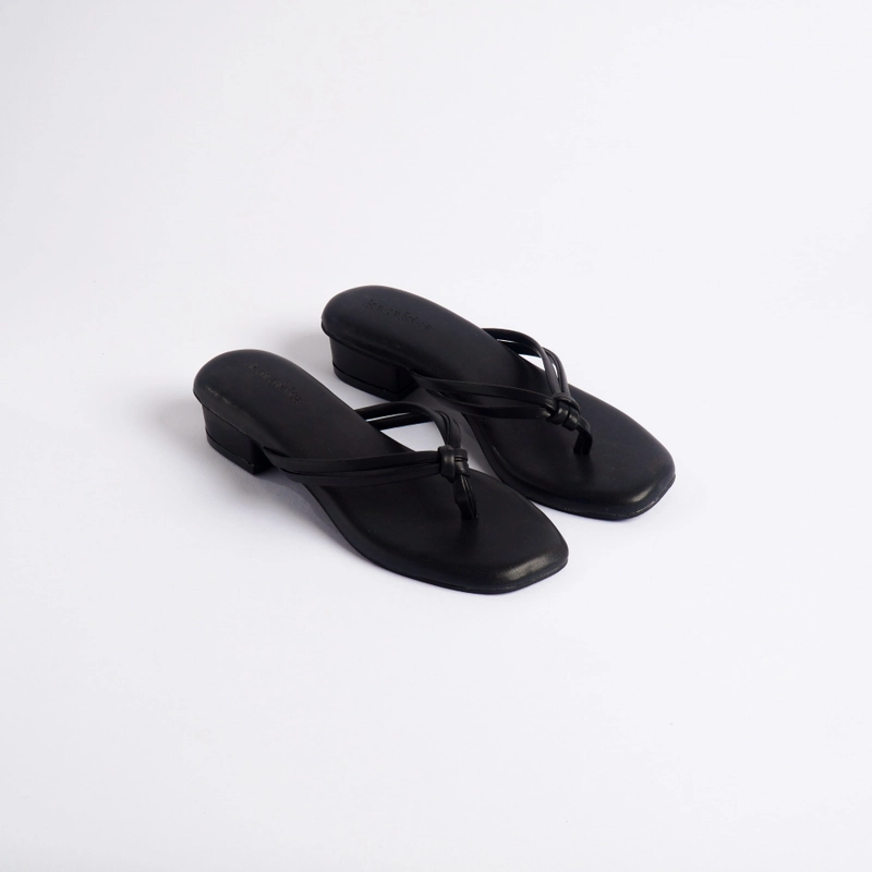 Product image Katakita - Katakita Celline Heels Wanita Sendal hak wanita 3cm 37 Black
