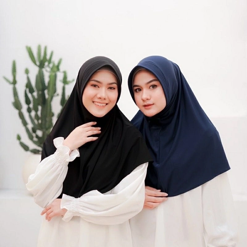 Product image Ratnamaya - Hijab Instan Hamidah Terbaru Bergo Hamidah Jersey Premium Kerudung Sekolah Bahan Jersey All Size Hitam