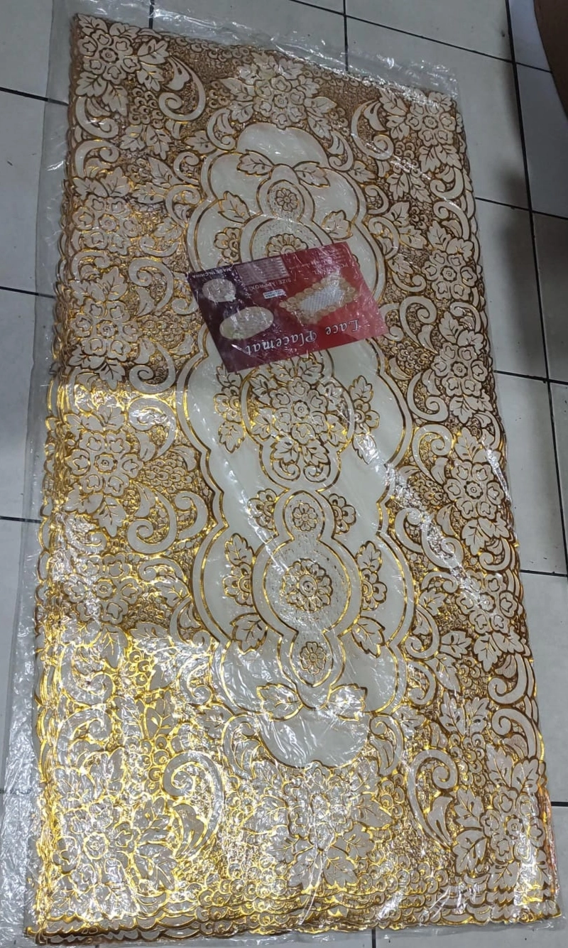 Product image Dylan 19 [TA] - Dylan 19 - Taplak Meja Tamu Gold Anti Air 60x120cm Random 60x120cm 2