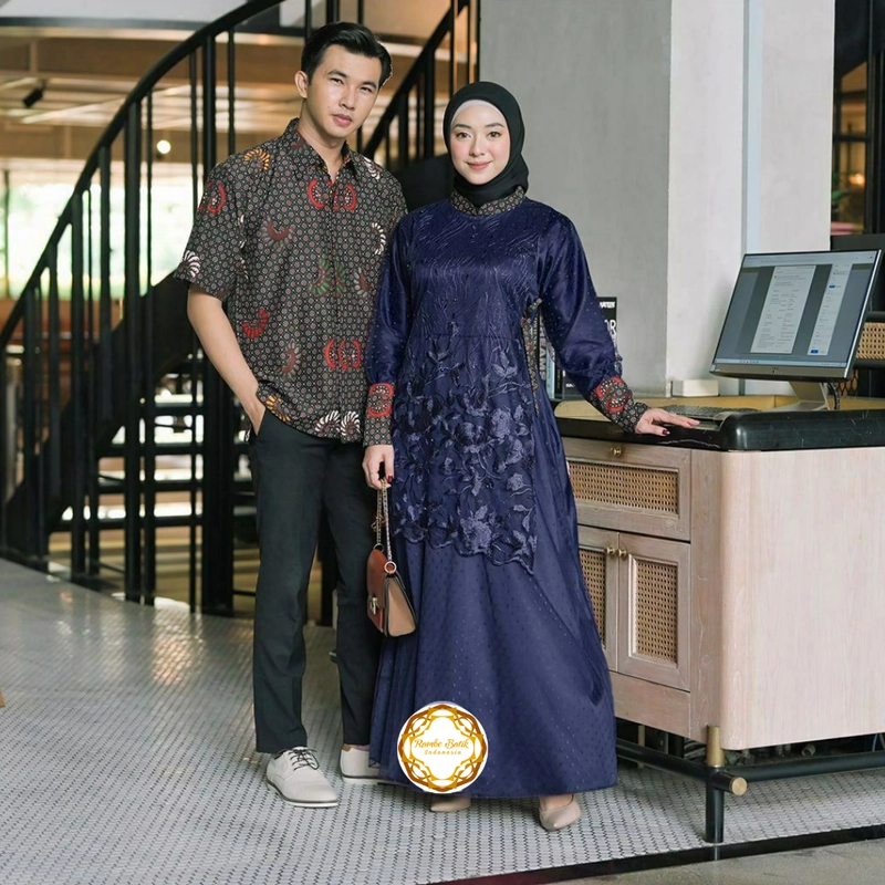 Product image Couple Batik Cantingan Premium Primisma Real Pict dan Tidak Luntur - Dua Varian Warna Baju Cowok M + Cewek Allsize Navy