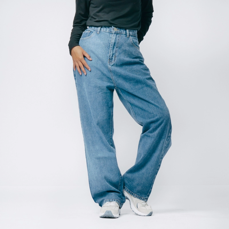 Product image MKY Clothing - KULOT STRAIGHT JEANS HIGH WAIST BIRU S (26) Biru