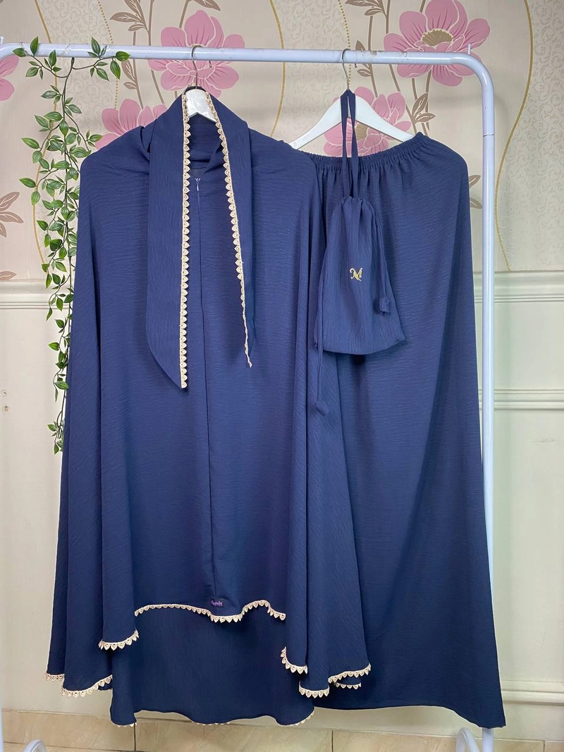 Product image Milyarda Hijab - Mukena Queen French Allsize navy