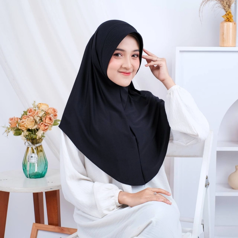 Product image Acla Daily - Dania Daily Hijab Instant Jersey Pad Antem All Size Black