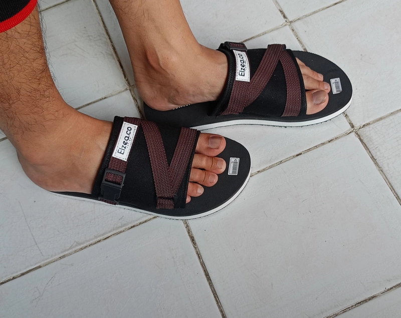 Product image Elzea.co - Sandal Pria 03 39 BROWN