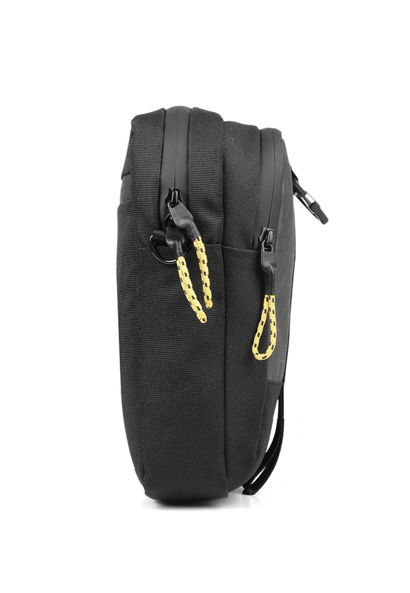 Product image Atva Bags - Tas Slingbag New Fit Series 20x12x14 cm Dynamic Black