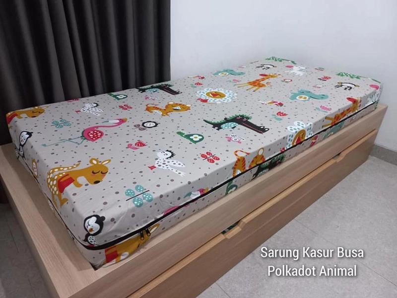 Product image MNAIMA - Sarung Kasur ukuran 140x200 140 x 200 Polka Animal