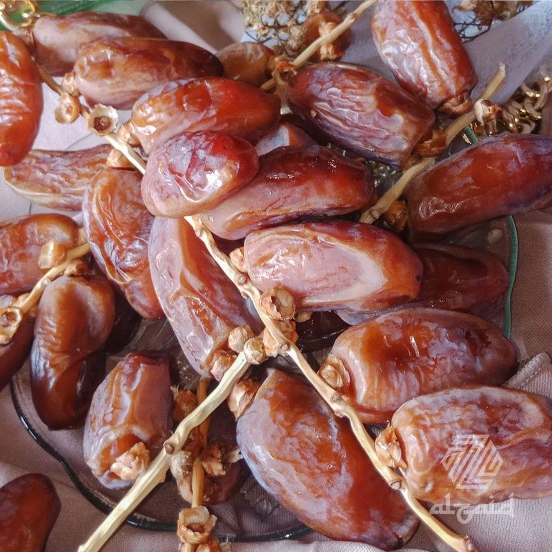 Product image Kurma Tunis Tangkai 500gr Royal Palm