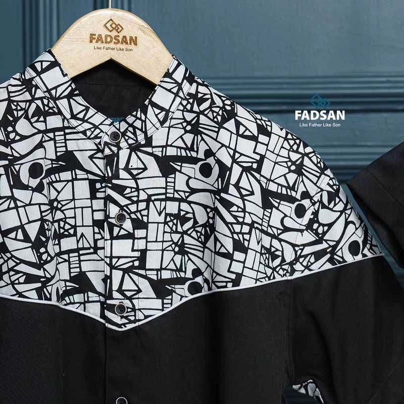 Product image FADSAN - Kemeja Batik Lengan Pendek Ayah & Anak Warna Black - New Emran Series SIZE BAYI NO.1 N.EMRAN PENDEK BLACK