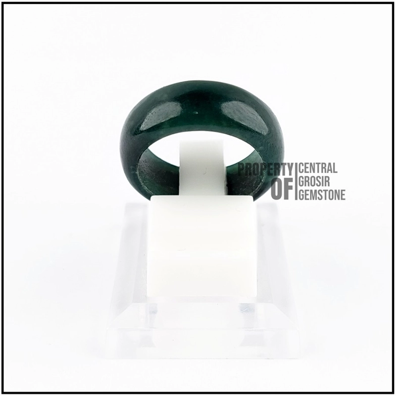 Product image CENTRAL GROSIR GEMSTONE - Cincin Hitam Polos Pria Wanita Batu Giok Asli Natural Jadeite Jade 6 Hitam kehijauan