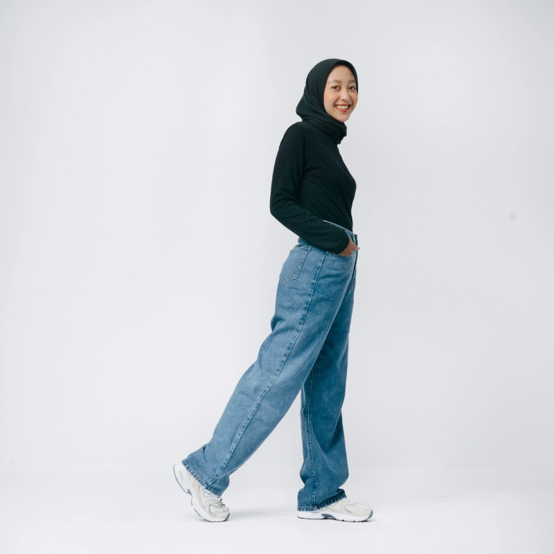 Product image MKY Clothing - KULOT STRAIGHT JEANS HIGH WAIST BIRU S (26) Biru