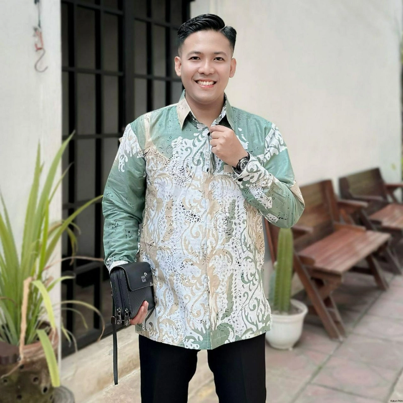 Product image Kois Batik - Atasan Batik Pria Dan Wanita Tunik Dan Kemeja Bisa Dipisah Motif vanila sage M kemeja vanila sage
