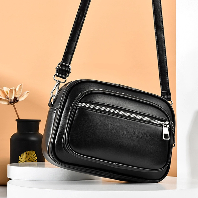 Product image CBL - Tas Selempang Wanita Sling Bag Kayla CBLB72Kayla Small-Medium Hitam