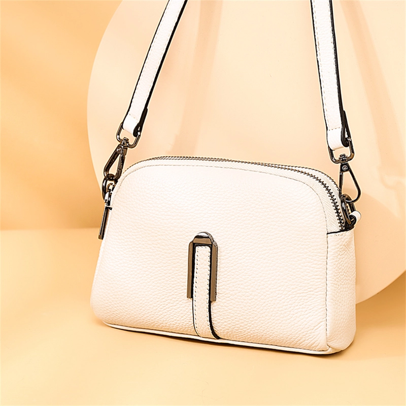 Product image CBL - Tas Selempang Wanita Clutch Letta CBLB60LTA Small Putih
