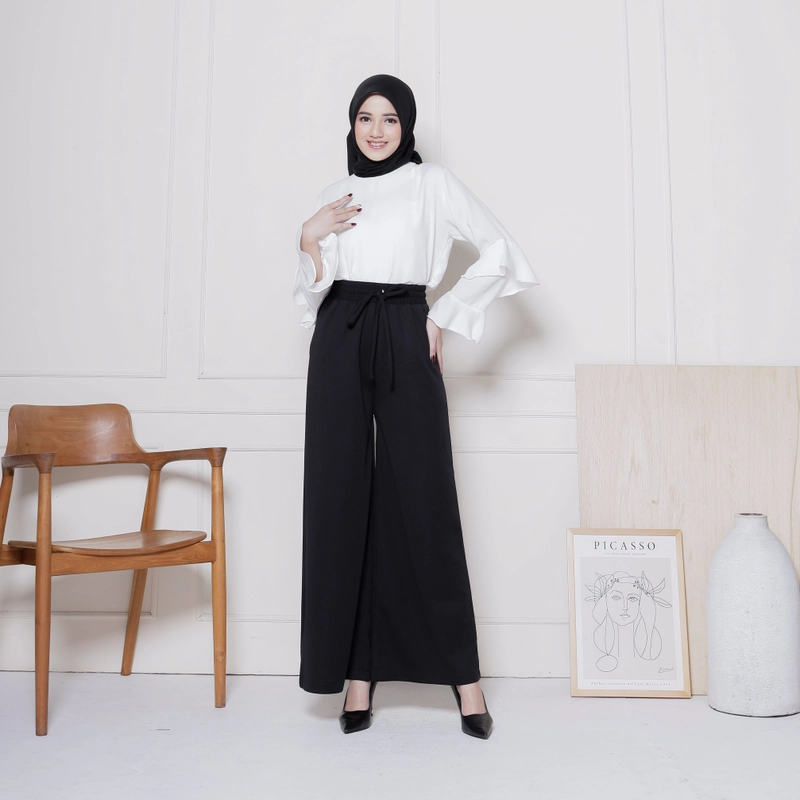 Product image Almadany - CELANA KULOT MANGO KNIT PREMIUM ALMADANY M Black