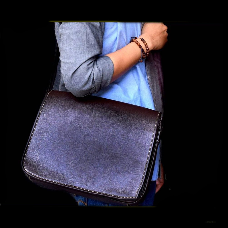Product image Lanc Fashion - Tas Kasual Pria selempang Oscar Jumbo Crossbody Shield WARNA COKELAT