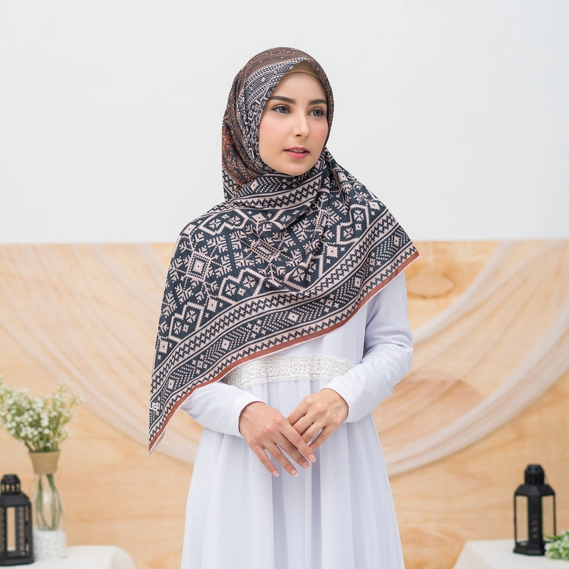 Product image Nizana Hijab - Nizana Hijab - Voal Ultima Zaheen series 120cmx120cm ori