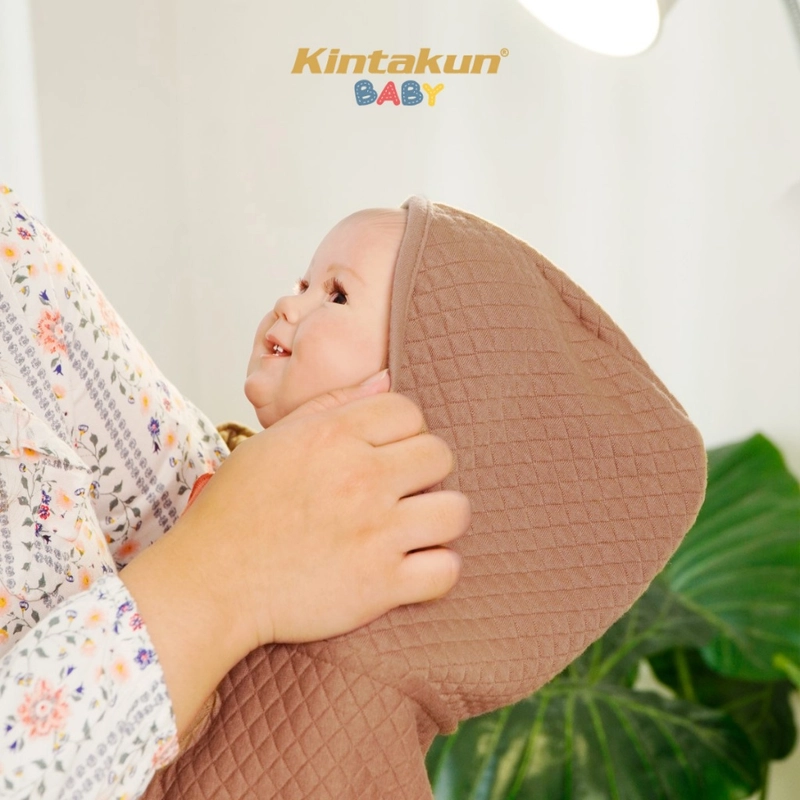 Product image KINTAKUN BABY On The Go Blanket Selimut Bayi Multifungsi Lembut 90x80 90 x 80 Griffin Grey
