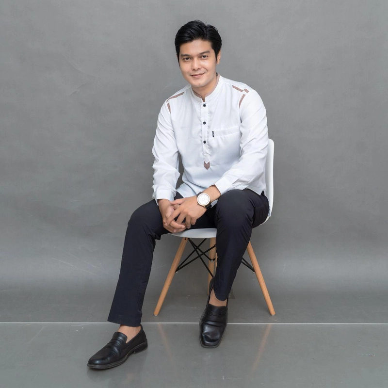 Product image Kois Batik - Baju koko pria dewasa kekinian simpel elegen keren banget motif zavin M Zavin putih