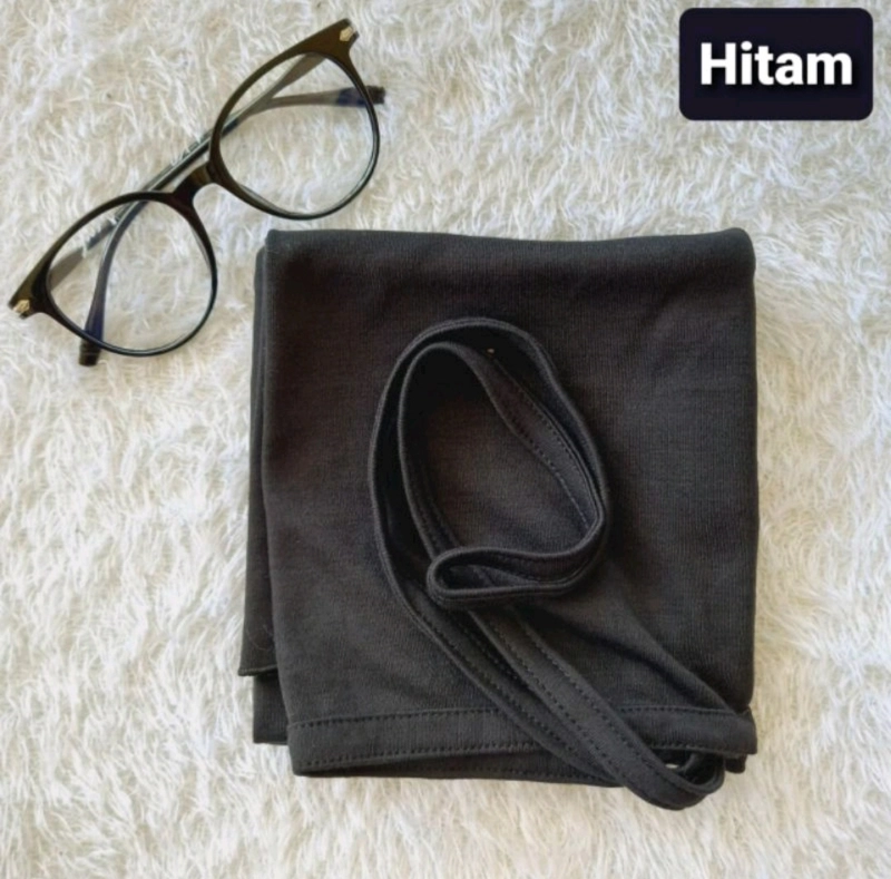 Product image Fisky Collection - Hijab Bergo Anak Premium All Size Hitam