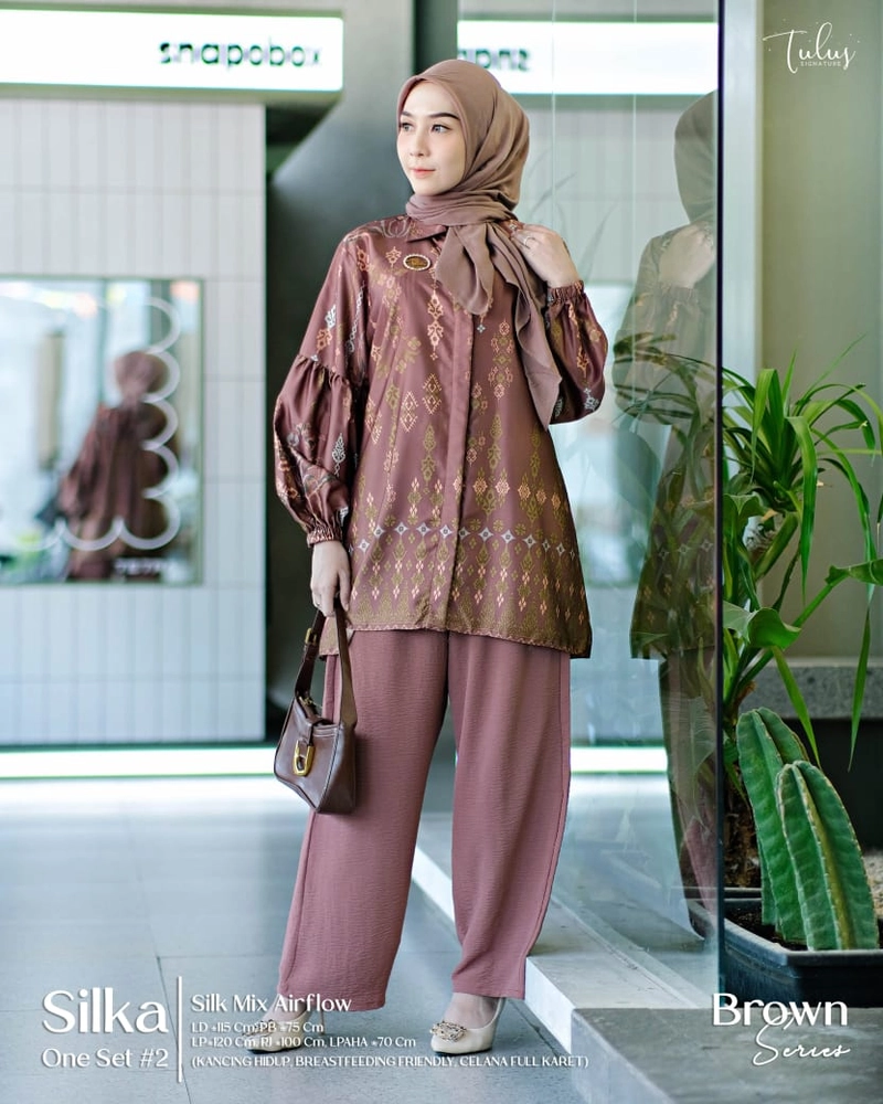 Product image Griya Busanaku Solo - Silka #2 one set perempuan dewasa All size Brown