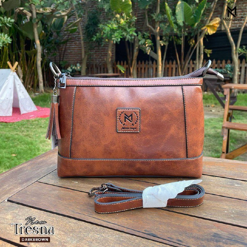 Product image Fashopid - TAS SELEMPANG WANITA TRESNA ORI MOONZAYA ALL DARK BROWN