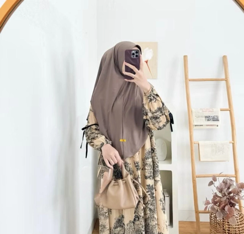 Product image Khisna collection - New ready models terbaru cantik dan elegan Laura dres no hijab seragam ready tua muda masuk Allsize Laura2