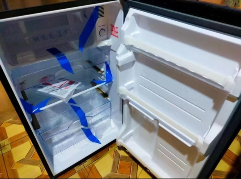Product image Rizki Electronics - KULKAS SHARP SJ-X165MG-GB/GR (1 DOOR 133 L) 133 L BLUE/RED