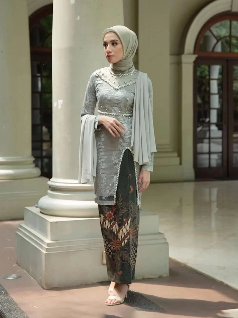 Product image COLLECTION SARJANA - Batik Couple LYRA- Kebaya Furing Satin - Brokat Tile Mutiara - Payet Mutiara Rok Saja Lyra
