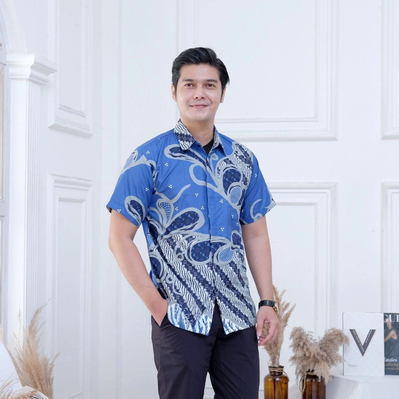 Product image Kois Batik - Batik Coupel Keluarga Gamis Hem Dan Kemeja Standar Jumbo motif mulyo debim M Hem mulyo denim