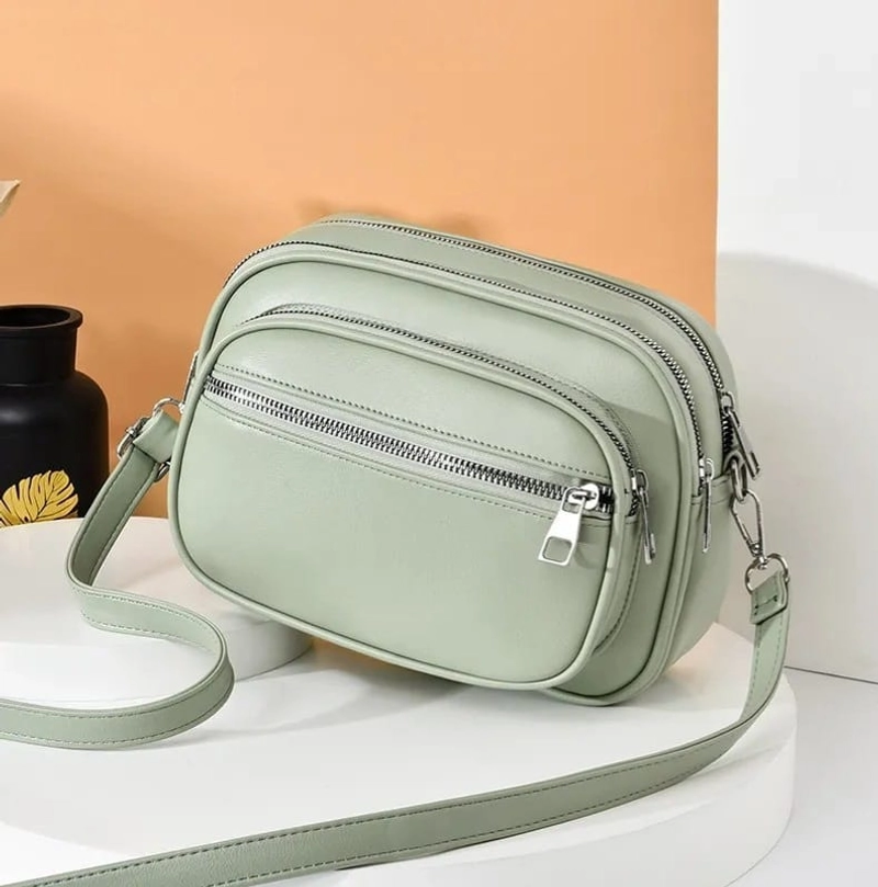 Product image Alcaff - Tas Selempang Wanita Kayla Sling Bag 21x07x15 cm Coklat